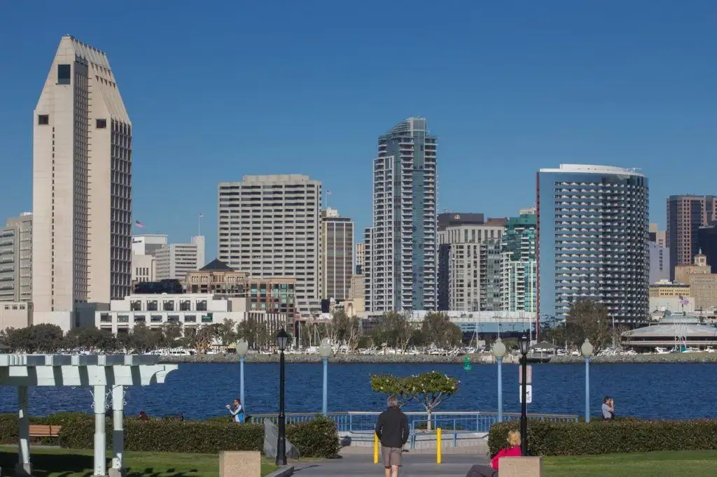 Caminhada pela Baía de San Diego