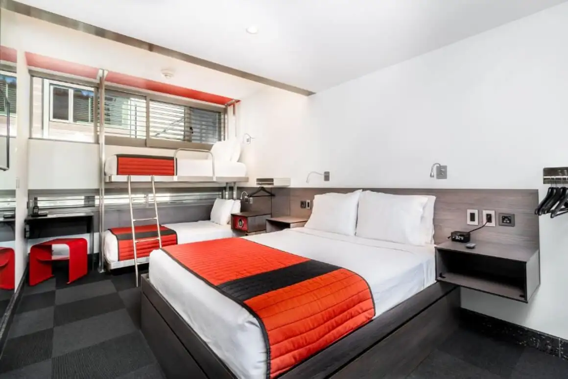 HI NYC Hostel