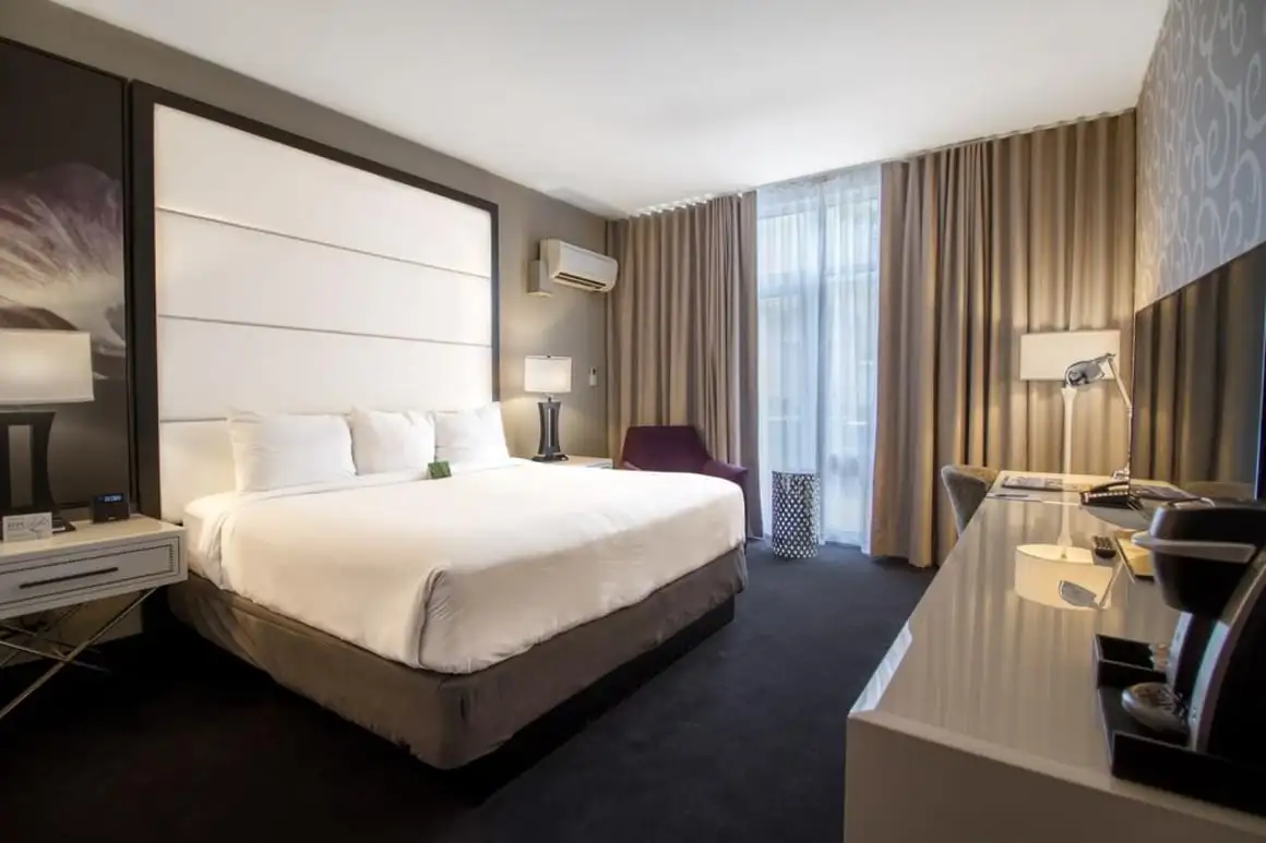 Iris Garden Inn