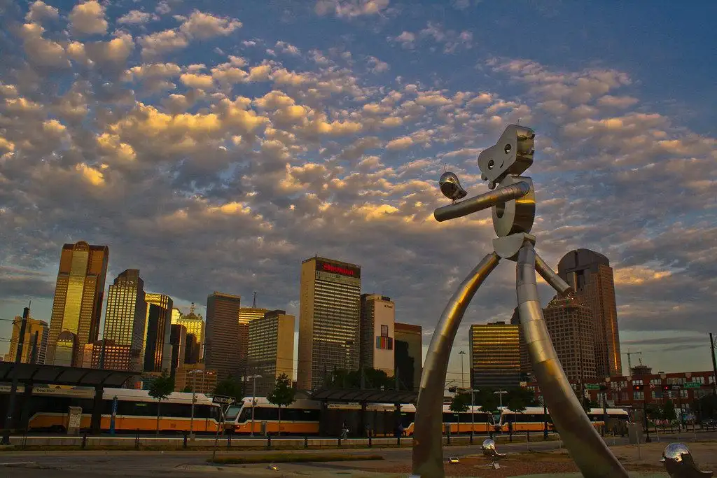 Popotnik, Dallas