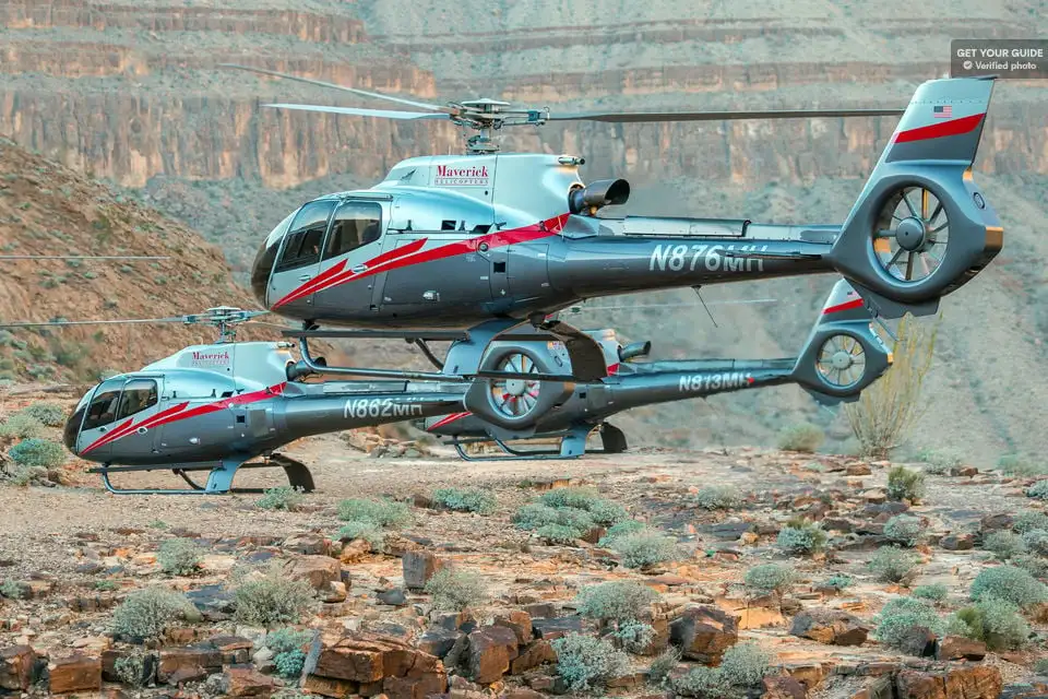 Atterrissage en hélicoptère dans le Grand Canyon