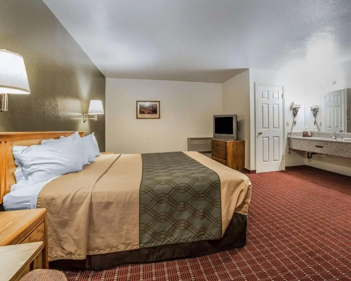 Best Western Plus Abbey Inn