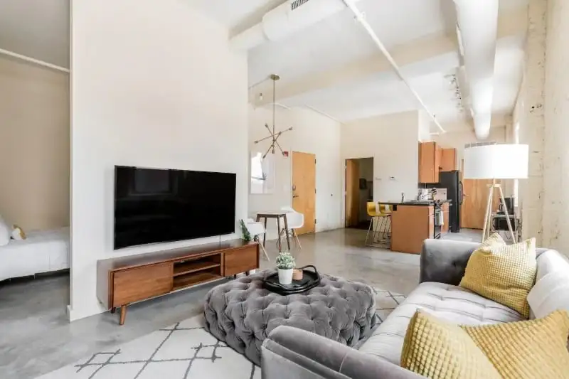 Superbe conversion de loft industriel