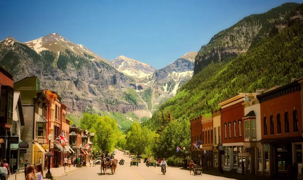 Telluride mestne ulice koloradsko skalnato gorje poletje