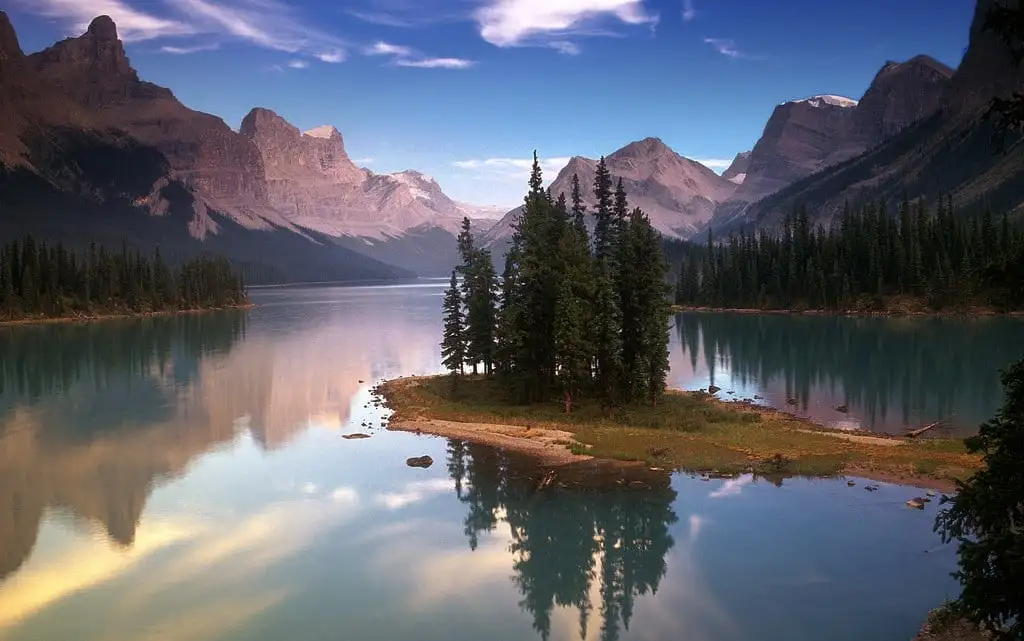 Île Spirit au lac Maligne Jasper Park Canada