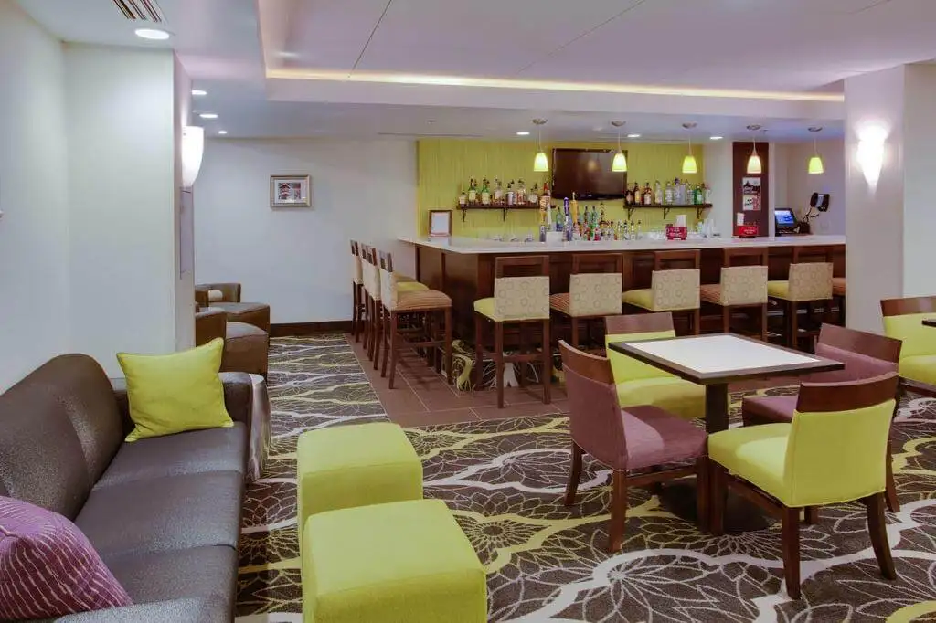 Senfoni Salonu, Springfield, Massachusetts