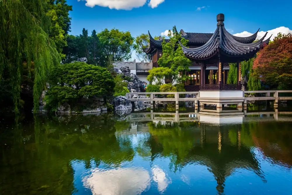 Lan La seva Chinese Garden Portland