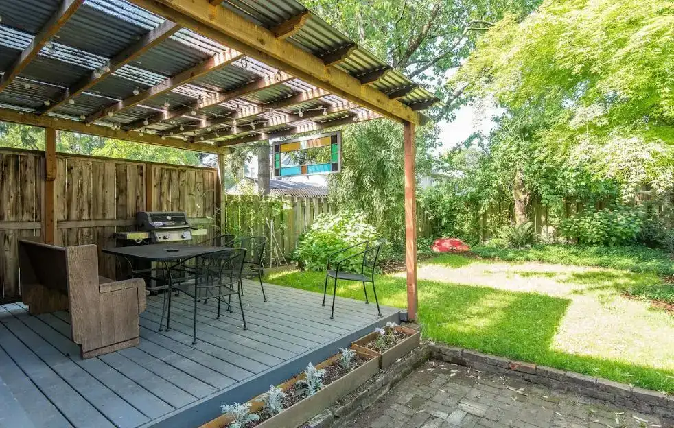 Rumah Kecil Biru Kecil Portland