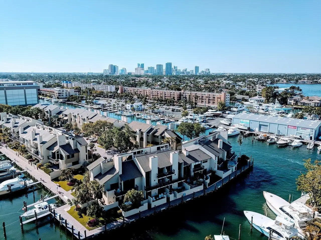 Port de Fort Lauderdale avec horizon en arrière-plan