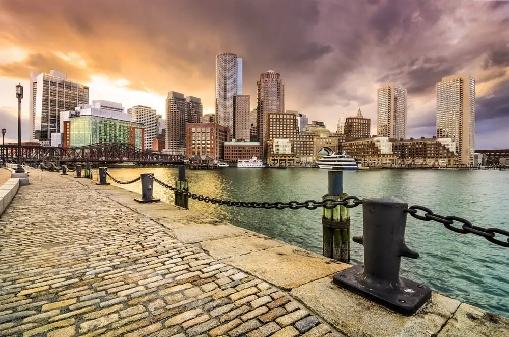 Promenade dans le port de Boston, Boston