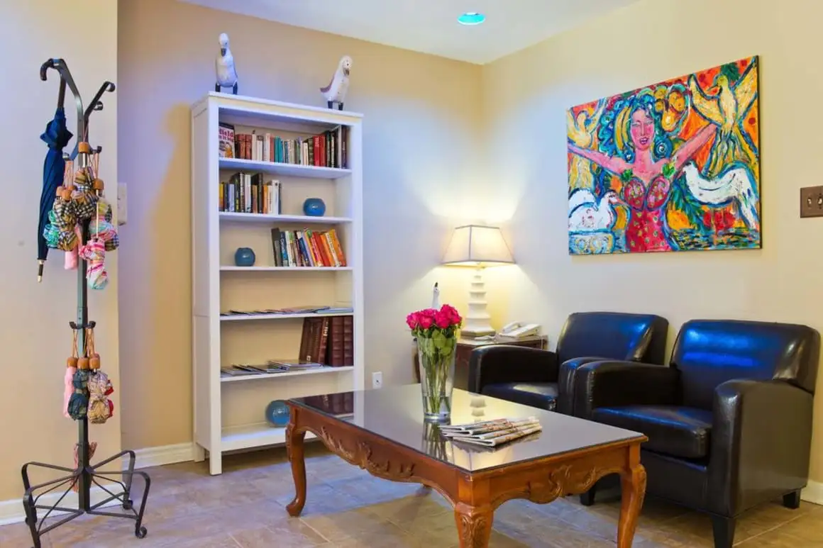 Travelodge by Wyndham Ottawa Ouest