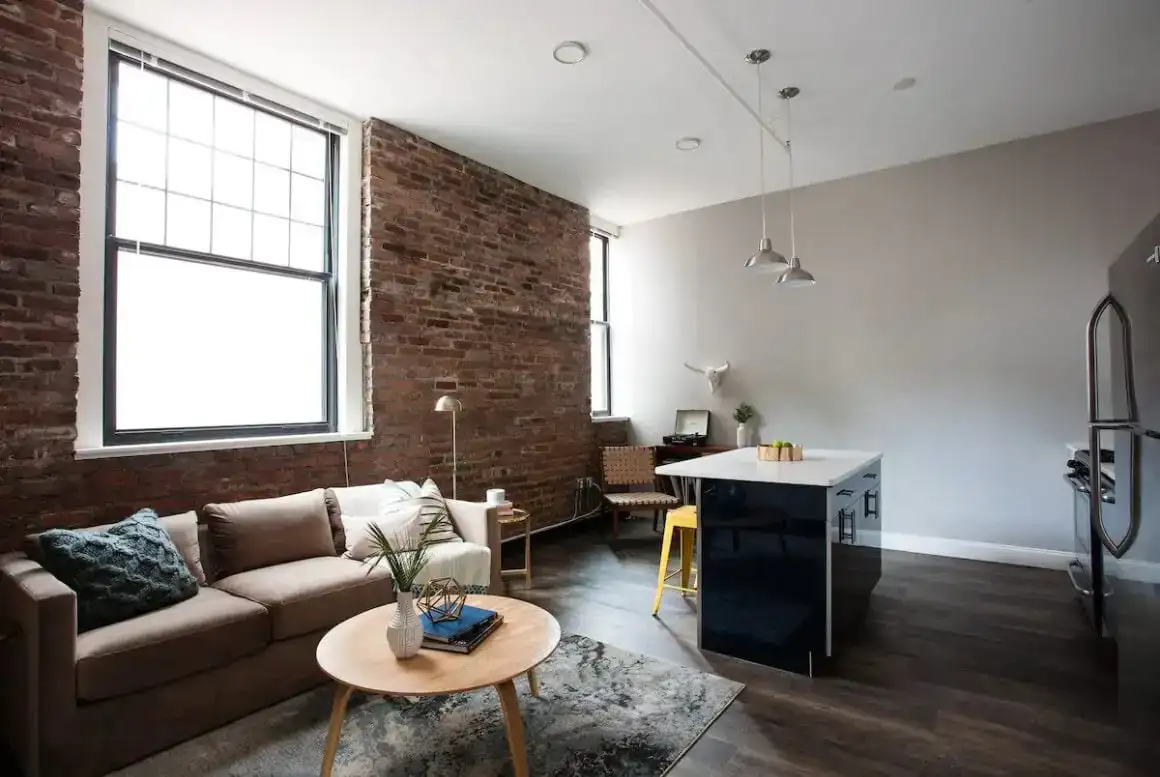 Beacon Hill Studio med gårdhave og parkering
