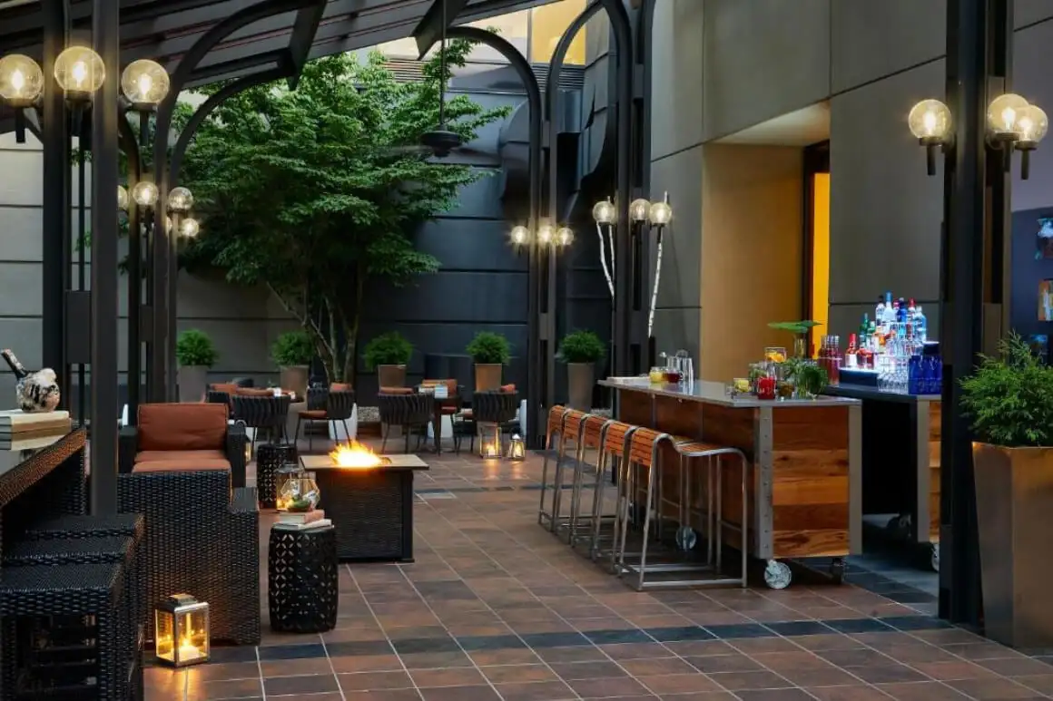 Hampton Inn Núi Đen