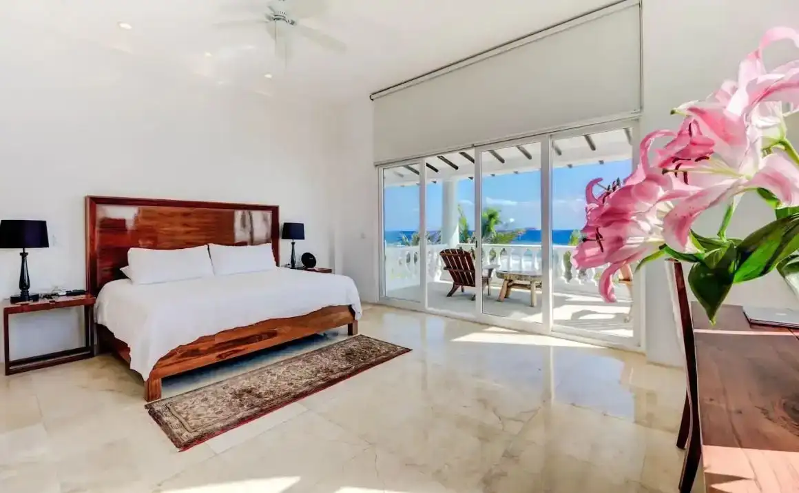Penthouse ar dārza terasi, baseinu un balkonu, Meksika