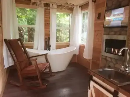 Treehouse Place pie Deer Ridge