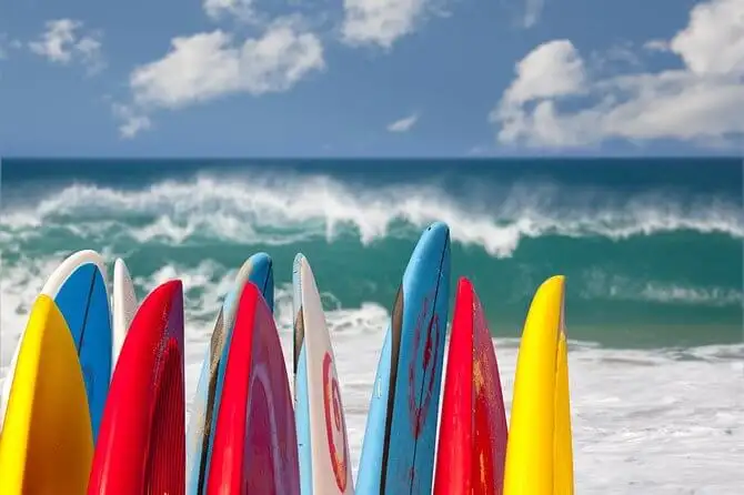 Prendre une leçon de surf