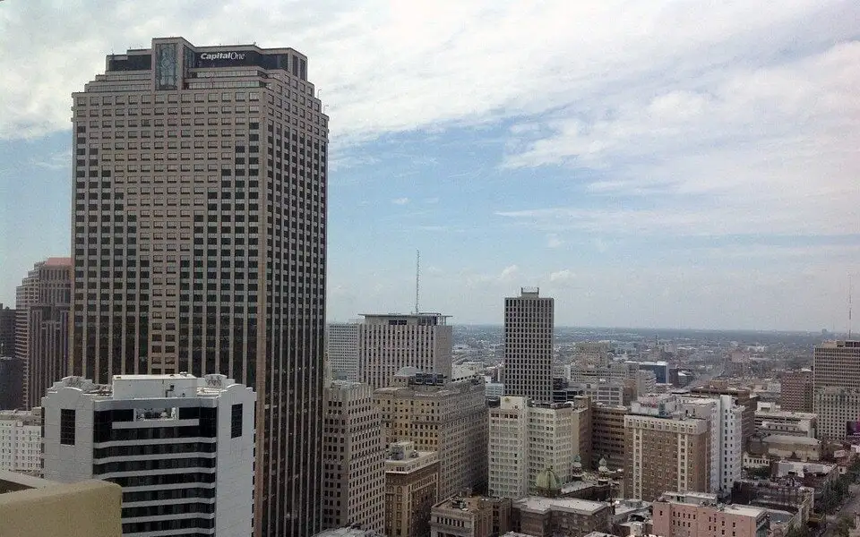 Luxueux Bourbon St. Pad avec balcon