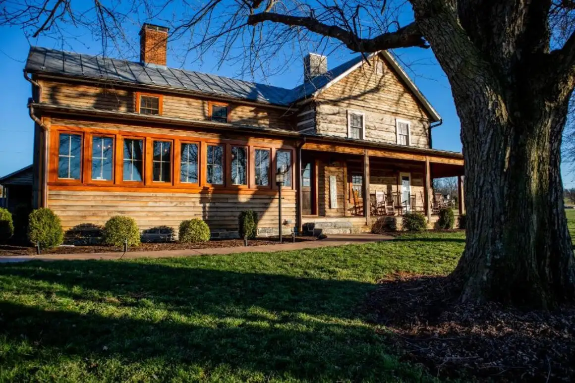 South Court Inn