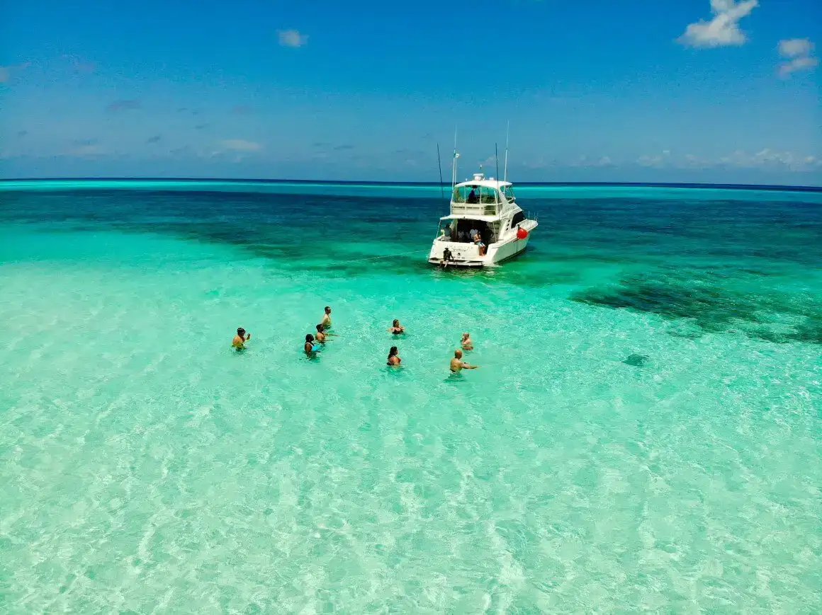 Yacht og mennesker Cozumel Mexico