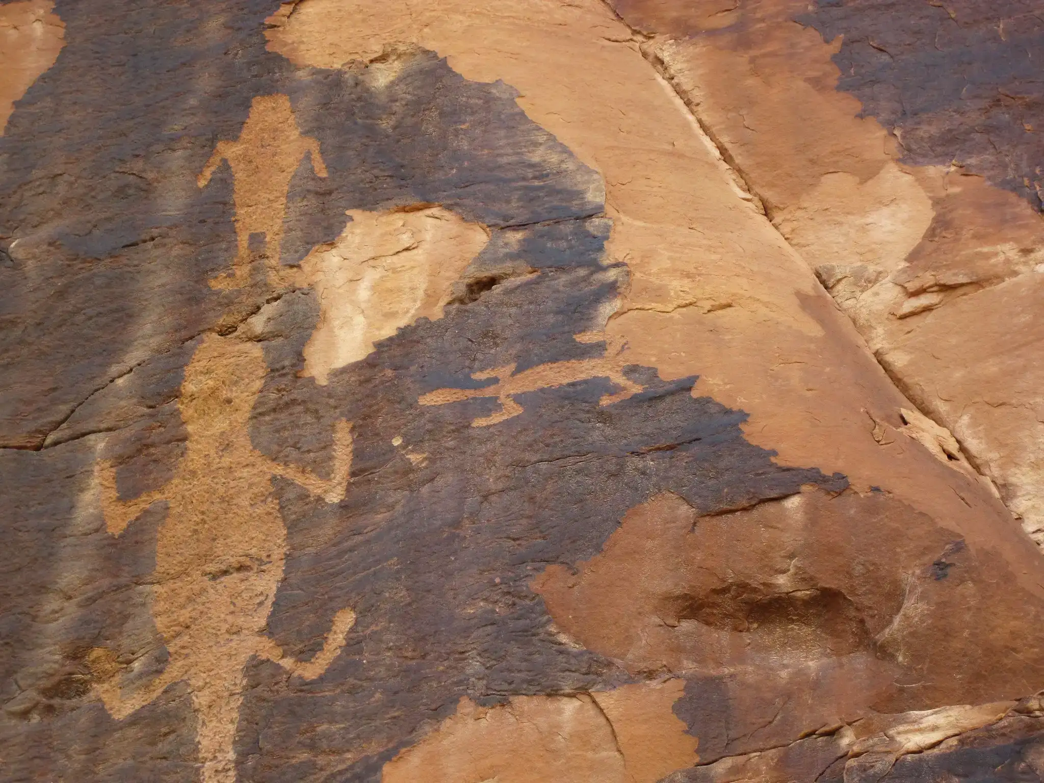 Pétroglyphes indiens au monument national des dinosaures