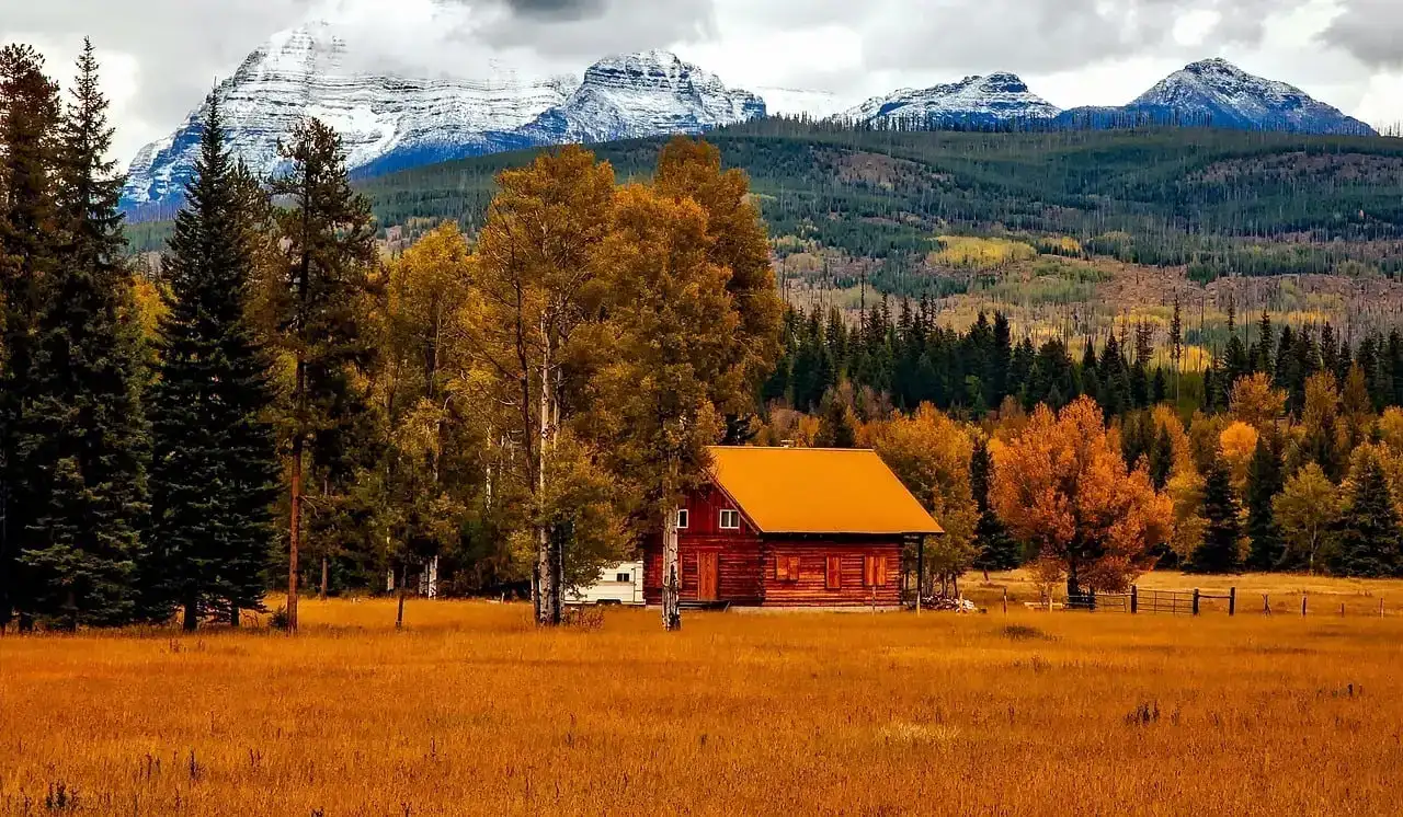 maison dans les montagnes rocheuses du Colorado