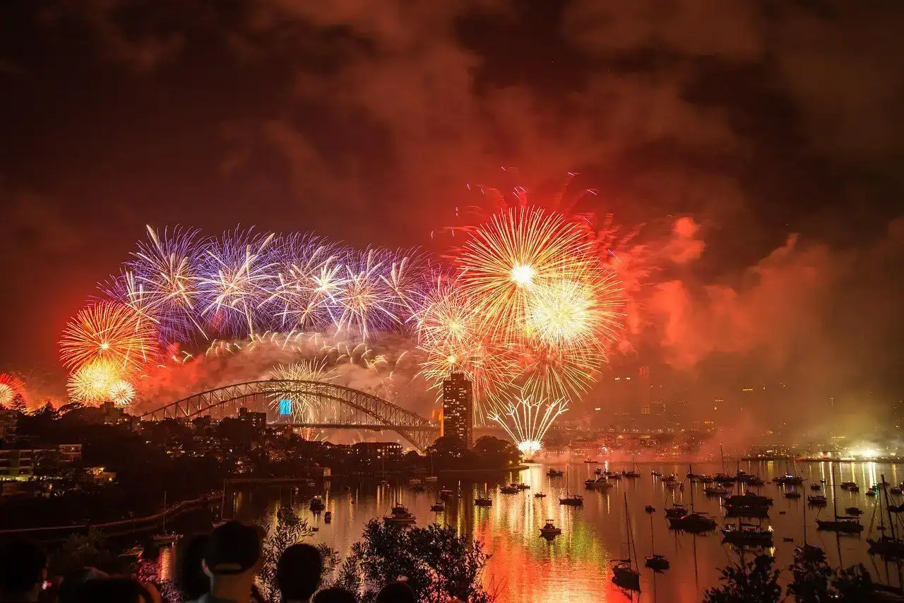 Silvesterfeuerwerk an der Sydney Harbour Bridge