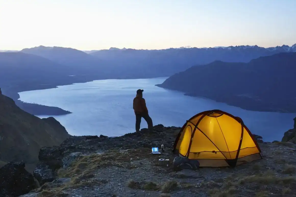 frumos lac alpin Noua Zeelandă