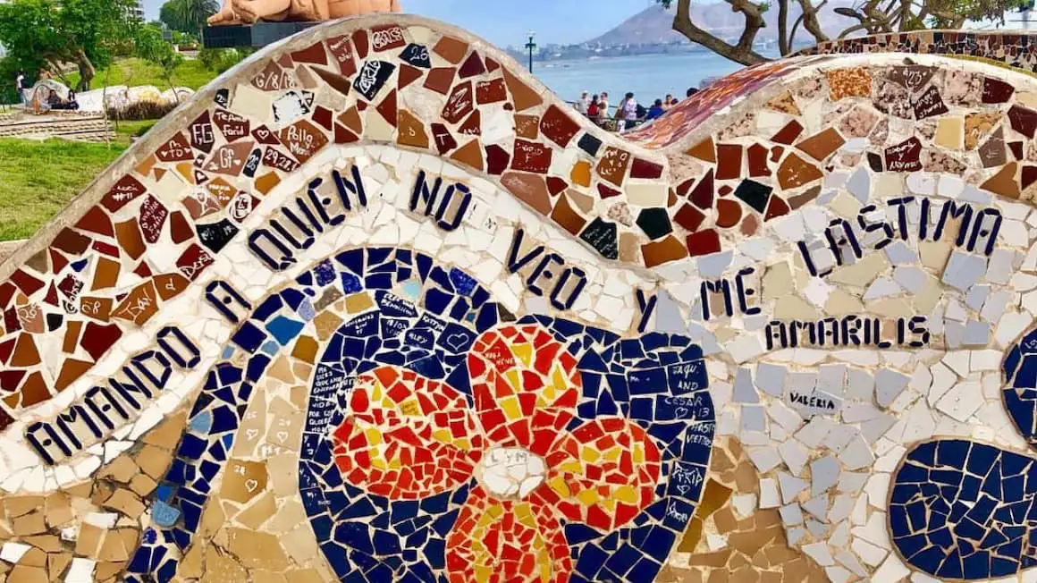 mural di lima, peru