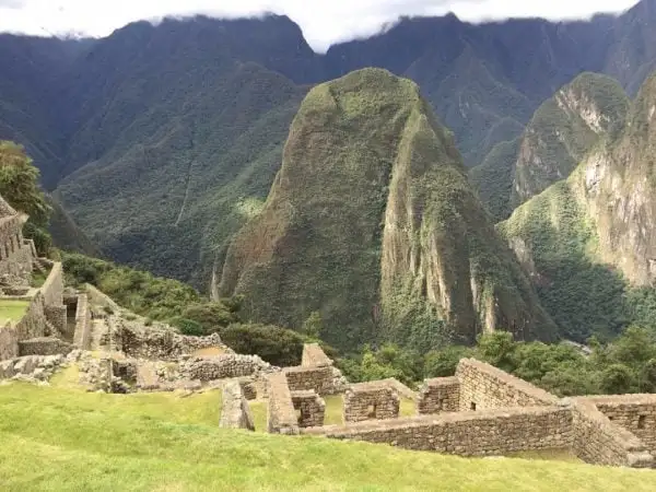 Mochilando em Machu Picchu e caminhando pela Trilha Inca ao pôr do sol