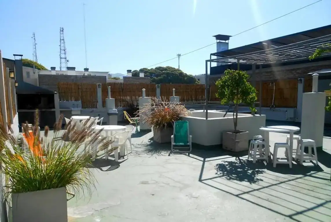 Lemon Tree Hostel geriausi nakvynės namai Mendosoje, Argentinoje