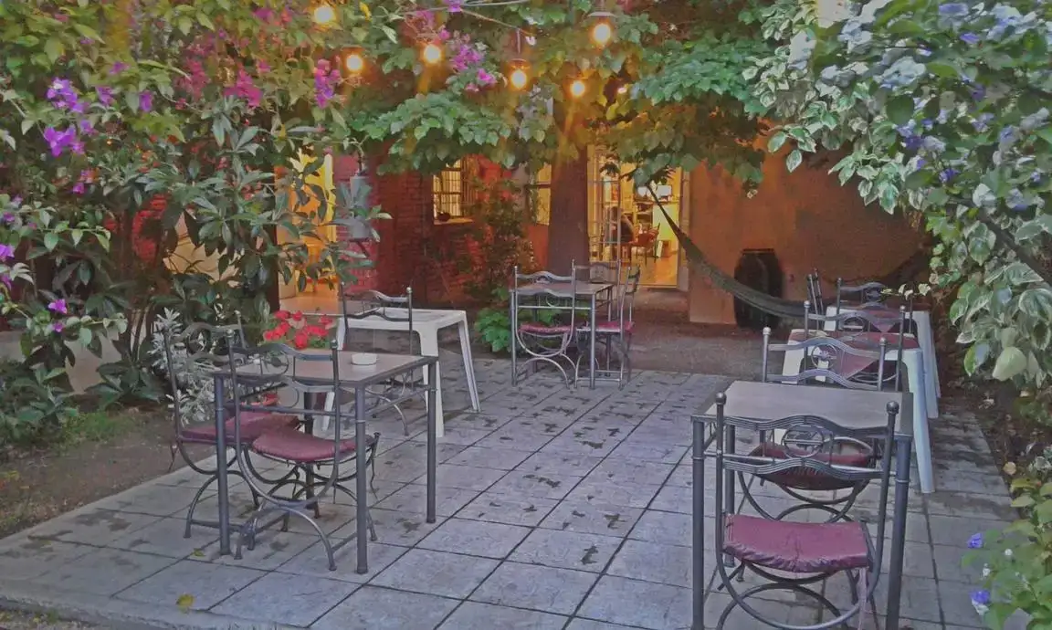 Mora International Hostel geriausi nakvynės namai mieste Mendosa, Argentina