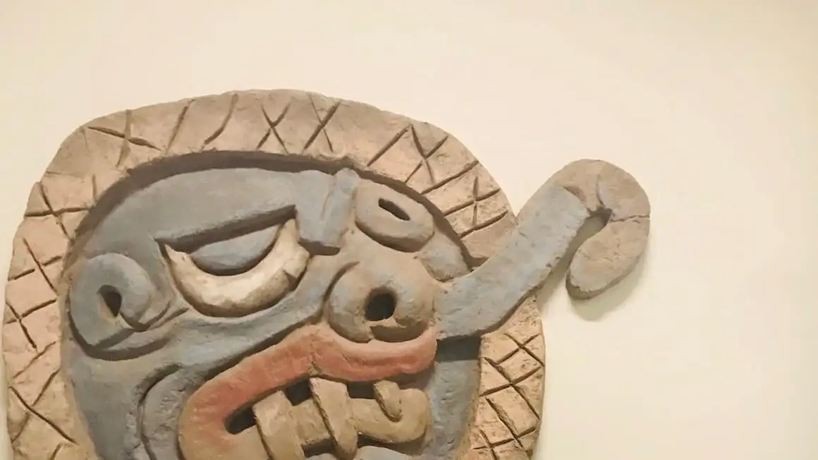 une statue dans un musée au Pérou