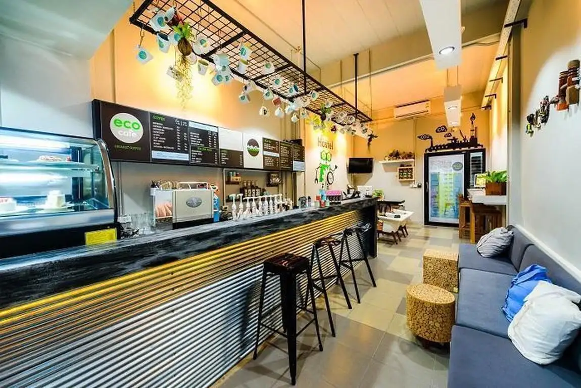 Vitamin Sea Hostel Phuket najlepsze hostele w Phuket