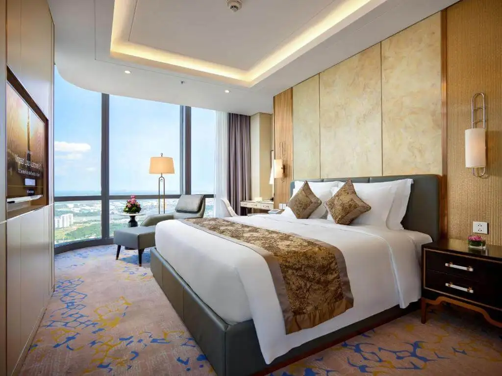 Vinpearl Landmark 81, collection d'autographes
