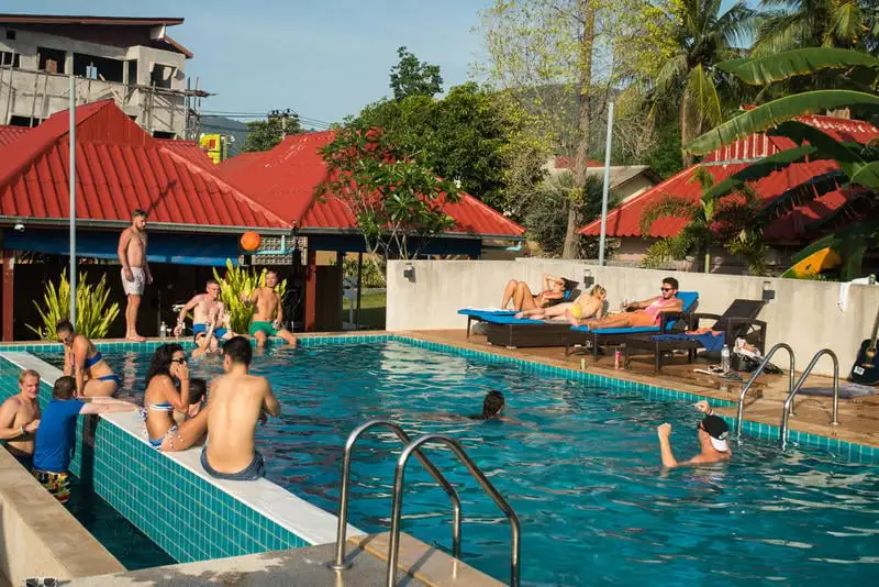melhores albergues em Koh Phangan