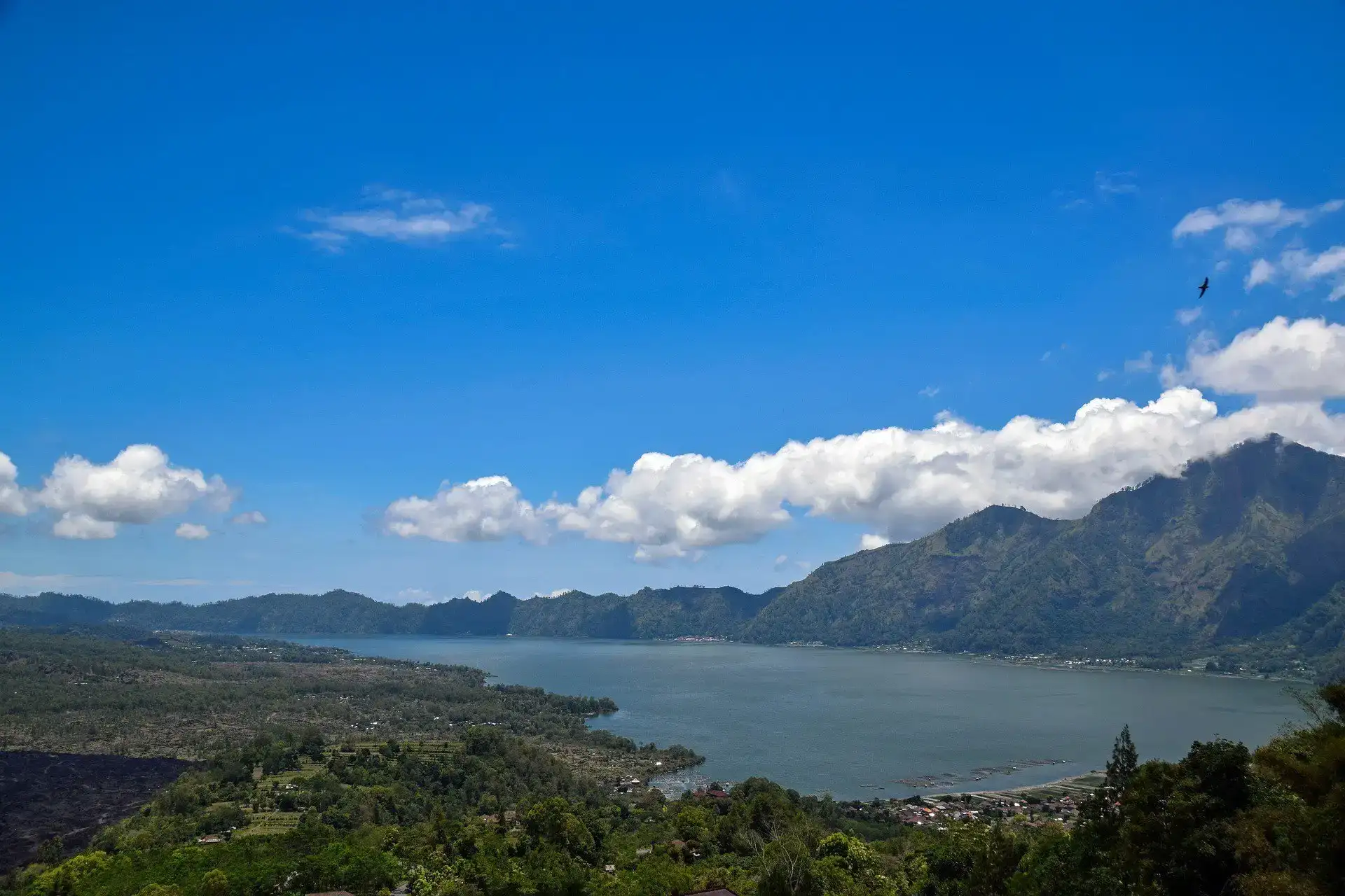 Suối nước nóng tự nhiên Batur