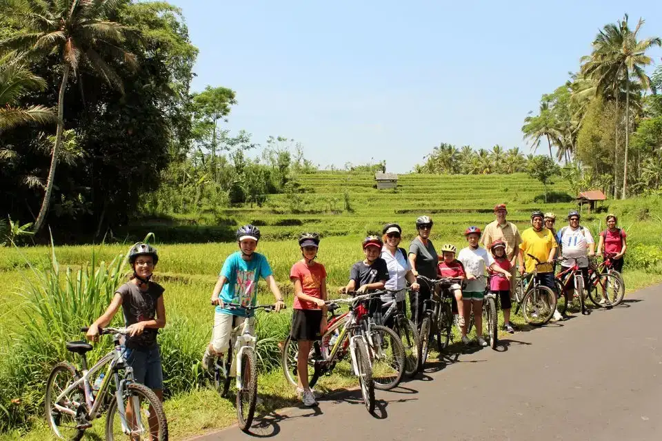 Tour đạp xe vùng nông thôn