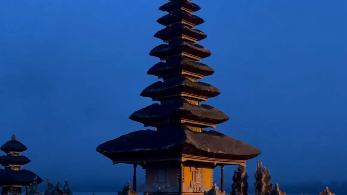 जकार्ता में मोनास