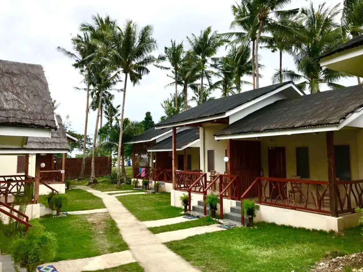 Resor Pantai Coco Grove, Siquijor Filipina