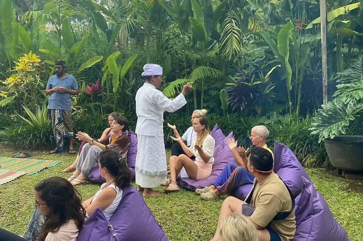 Bali 7-Day Silent Zen Retreat Διαλογισμού