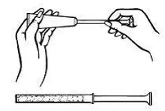 Unscrew the applicator from the tube and replace the cap - Illustration
