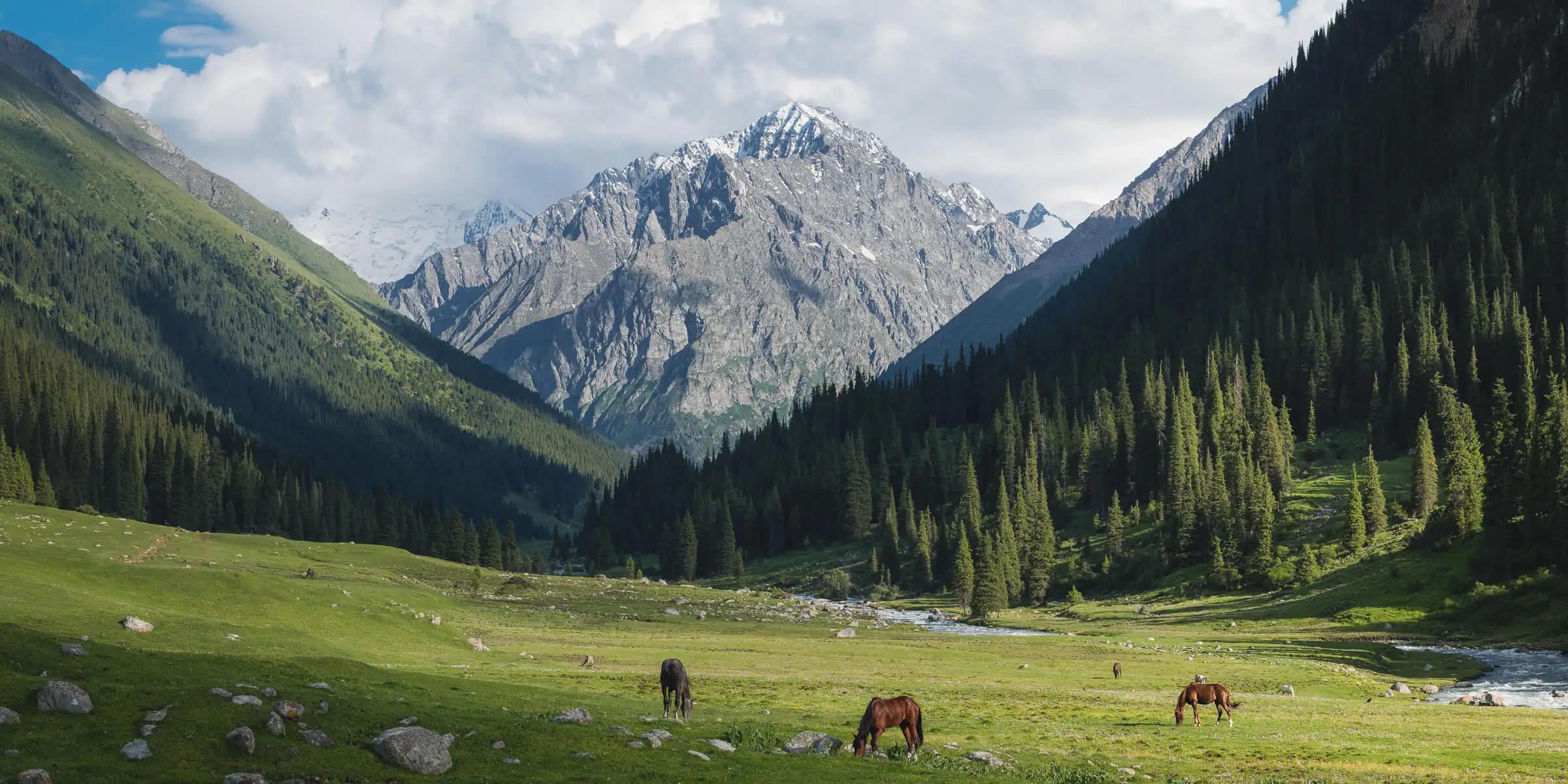Trekking în Kârgâzstan – Sfaturi, trucuri și de unde să începeți