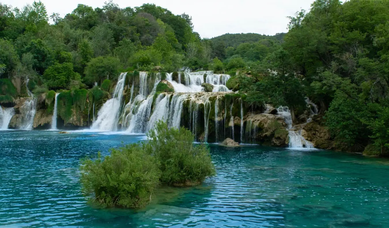 As famosas cachoeiras do Parque Krka na Croácia