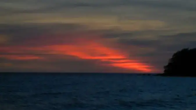 coucher de soleil sur l'île aux bambous