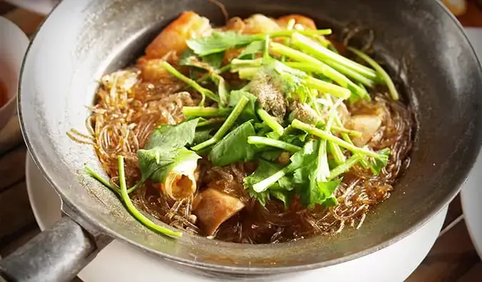 Cuisiner de la nourriture thaïlandaise