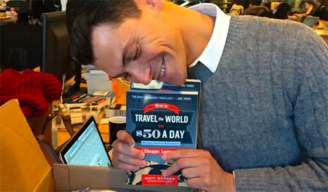 Matt avec son livre