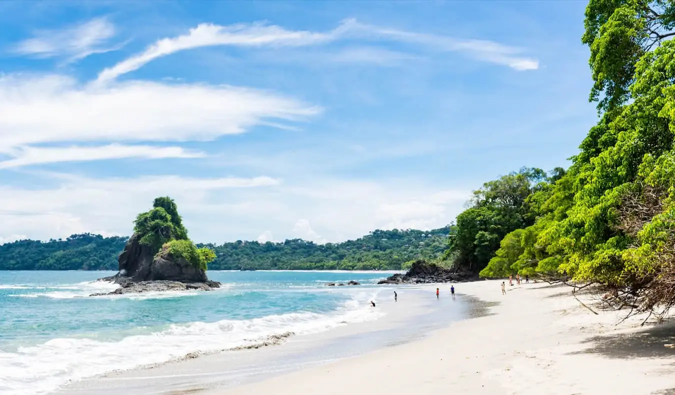 La magnifique plage du parc national Corcovado au Costa Rica