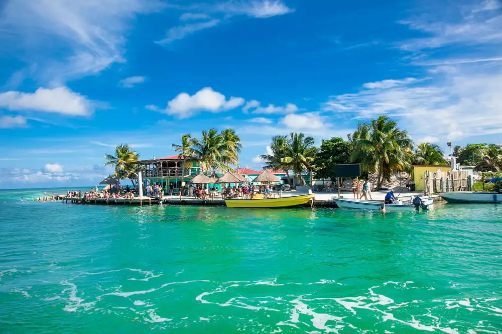 Los mejores albergues en Caye Caulker en 2024 | 3 lugares INCREÍBLES para quedarse