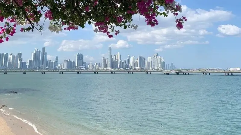Kus peatuda Panama Citys (2024 • LAHEDAMAD piirkonnad!)