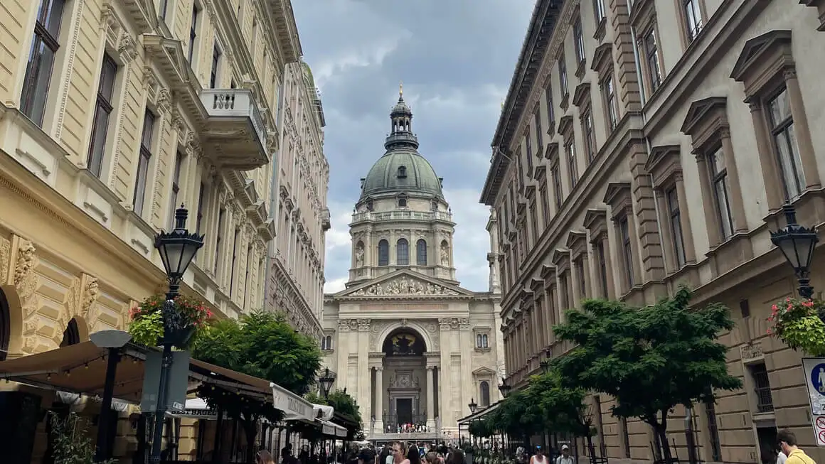 5 najlepszych hosteli w Budapeszcie (2024 • EPIC INSIDER’S GUIDE)